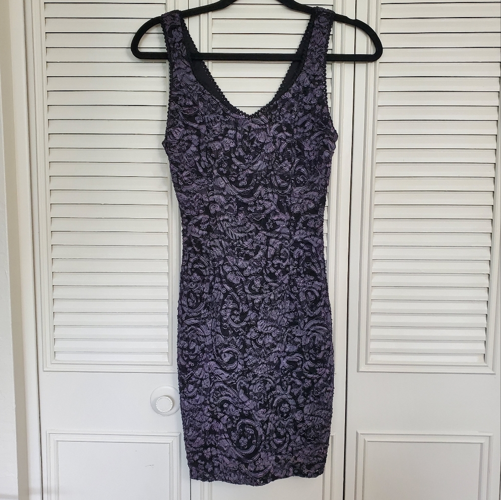 Forever 21 Lace Bodycon Dress